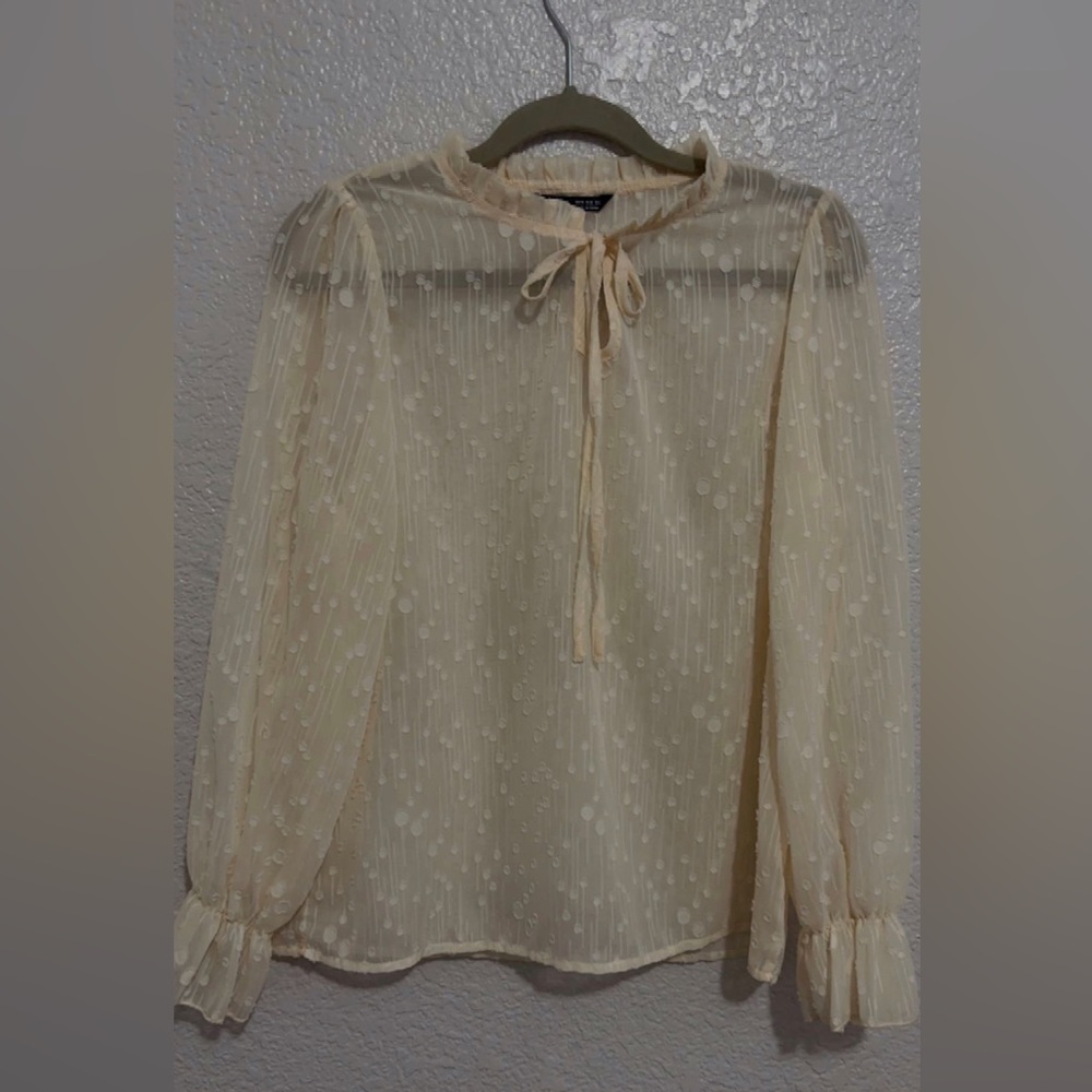 Shein crème blouse NWOT